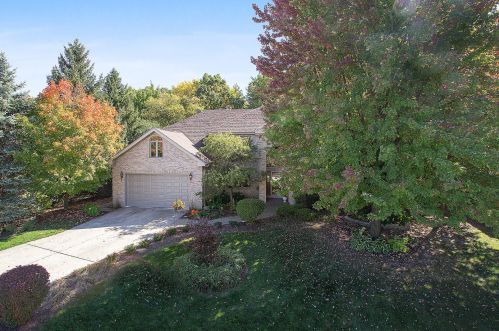 1208 Pleasant Pl, Lemont IL  60439-8533 exterior