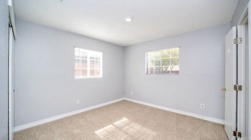 3844 Lofton Pl, Riverside CA  92501-1810 exterior