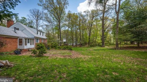 706 Stonington Rd, Silver Spring MD 20902-1547 exterior