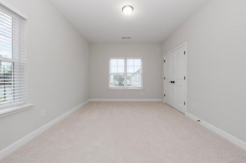 1991 Hollywood Rd, Atlanta GA  30318-1881 exterior
