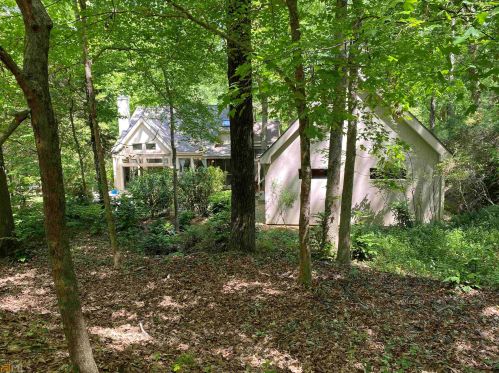2610 Brushy Nob Ln, Stockbridge GA  30281-5243 exterior