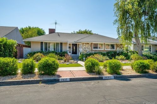 7037 Aldea Ave, Van Nuys, CA 91406-3621