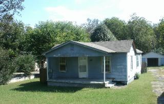 4026 Denham Rd, Chattanooga, TN 37406-1524