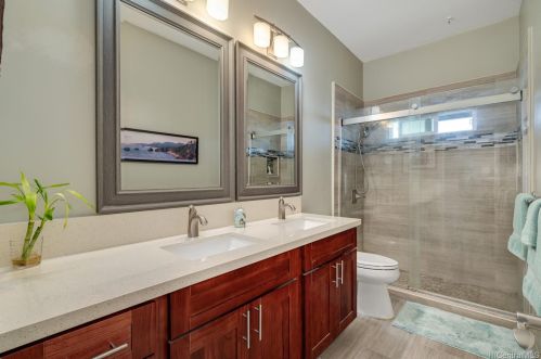 5361 Poola St, Honolulu HI  96821-1536 exterior