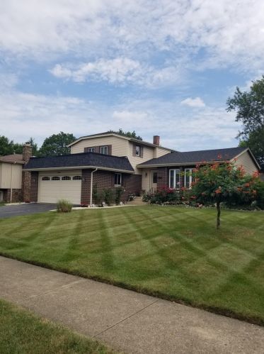 805 Harrow Ct, Addison, IL 60101-1704