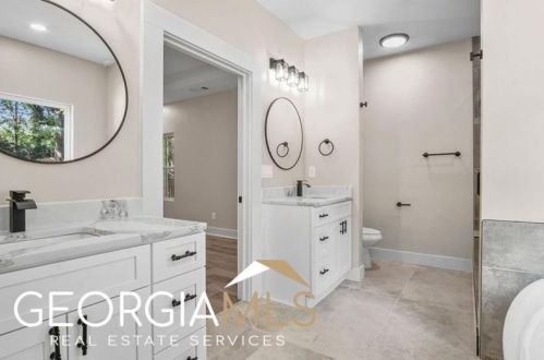 1452 Lockwood Dr, Atlanta GA  30311-3534 exterior