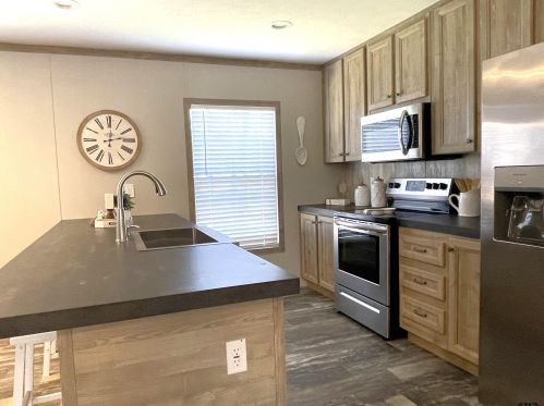 2370 Blocker Rd, Marshall TX 75672-3720 exterior