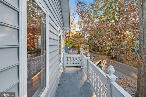 5070 Lerch Dr, Shady Side MD 20764-9650 exterior