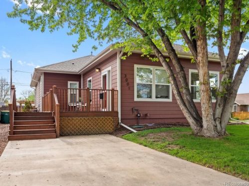 3001 Clarkson St, Englewood CO  80113-1707 exterior