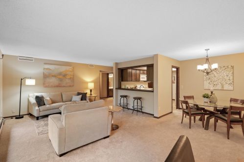 8441 Irwin Rd, Minneapolis MN  55437-1556 exterior