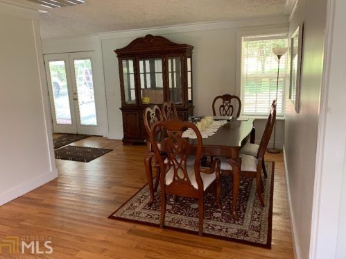91 Lakeview Cir, Mayfield, GA 31087-5210