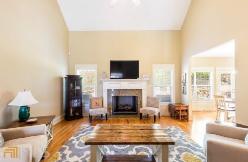 112 Camilla Dr, Carrollton GA  30116-1835 exterior