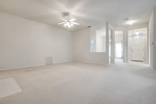 1724 Alpine Dr, Carrollton TX 75007-3740 exterior