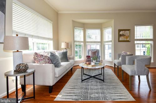 12304 Malvern Way, Bristow, VA 20136-2072
