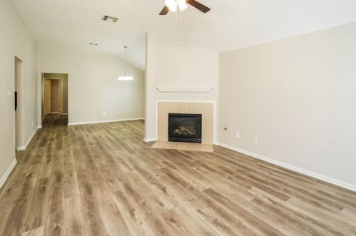 16924 Tableland Trl, Conroe TX  77385-2010 exterior