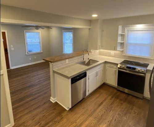 1105 Sunnyside Dr, Cayce-West Columbia SC  29033-3417 exterior