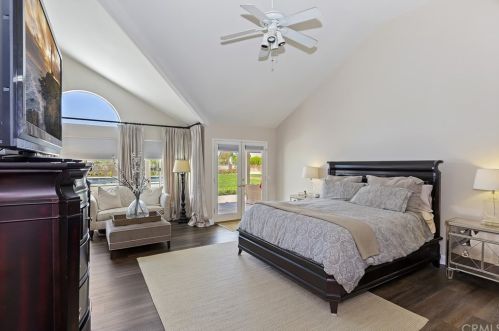 7539 Whitegate Ave, Riverside CA  92506-5455 exterior