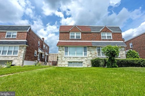 8932 Fairfield St, Philadelphia, PA 19152-1310