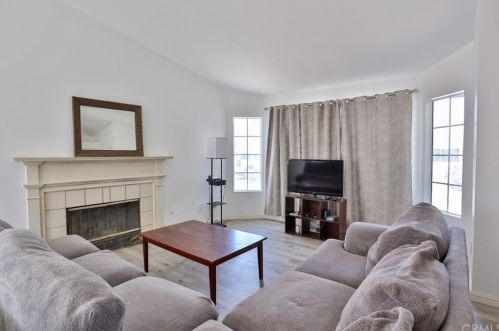 2607 Larkin Ct, Perris, CA 92571-4690