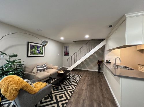 5537 Judith St, San Jose, CA 95123-1911