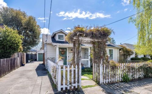 218 Amicita Ave, Mill Valley, CA 94941-2102
