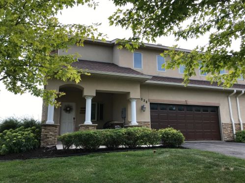 1028 Trebbiano Ln, Minnetrista, MN 55388