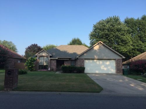 2450 Morse Dr, Conway, AR 72032-8827