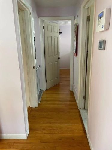 25 Madison St, Warwick, RI 02888-2832