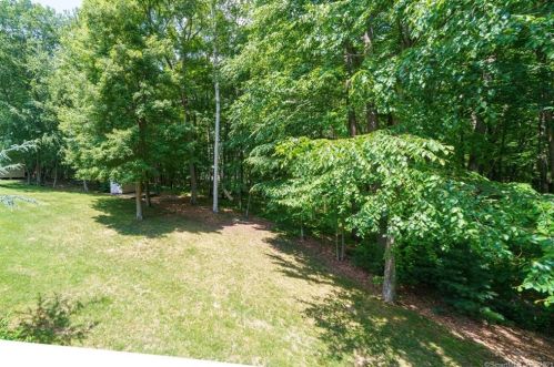 53 Crystal Ridge Dr, Ellington CT  06029-3052 exterior