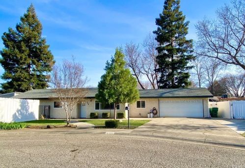 498 Hoopa Cir, Chico, CA 95926-2530