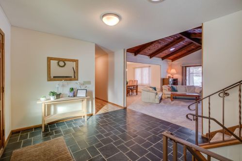 17620 25th Ave, Minneapolis, MN 55447-2112