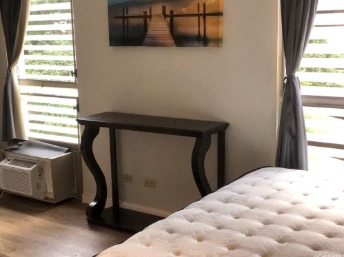 435 Walina St, Honolulu HI 96815-2959 exterior