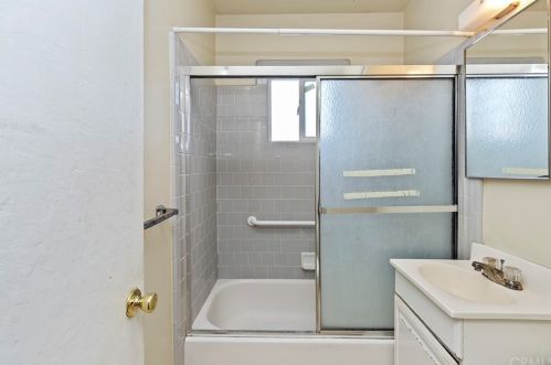 4123 Dwight Ave, Riverside CA  92507-5255 exterior