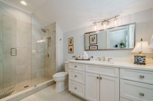628 Crescent River Pass, Suwanee GA  30024 exterior