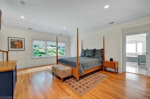 2 Sherwood Ct, Dover NJ  07869-2624 exterior