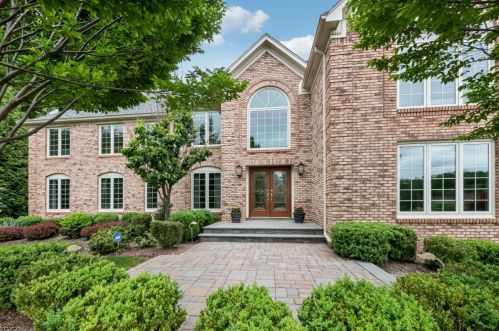 3 Headley Ct, Parsippany, NJ 07834-9631