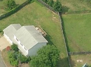 18130 Tebbs Ln, Dumfries VA  22026-2452 exterior