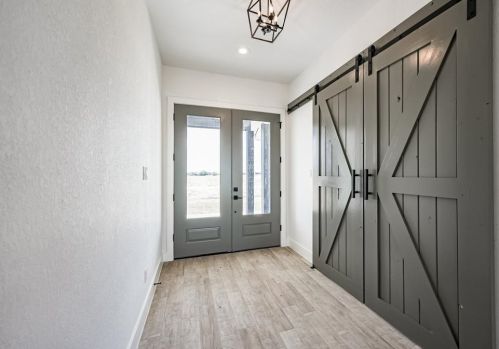 1319 Palomino Trl, Angleton TX 77515-9682 exterior