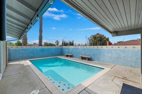 10331 Palmento Dr, Riverside CA  92505-1550 exterior