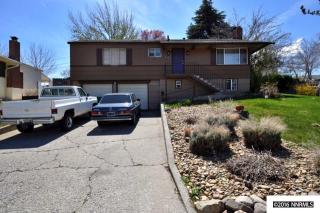 1880 Elmcrest Dr, Reno, NV 89503-3407