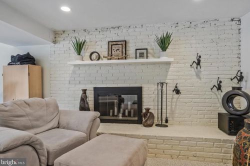 7619 Highland St, Springfield VA  22150-3934 exterior