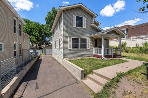 579 Desoto St, Saint Paul MN  55130-4404 exterior