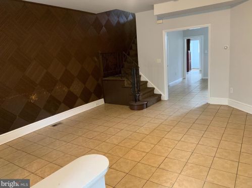 4922 10th St, Philadelphia PA  19141-3902 exterior