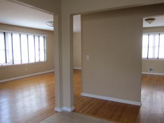 25 Mechanic St, Millburn NJ  07041-1105 exterior