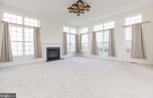 67 Barksdale Dr, Charles Town WV 25414-5616 exterior