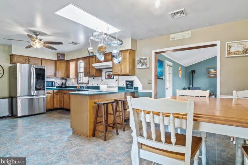 231 Alters Rd, Carlisle PA 17015-8969 exterior