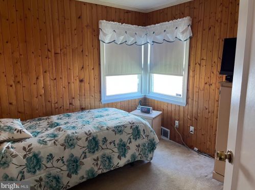 204 Samdin Blvd, Trenton NJ 08610-3934 exterior