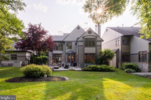 1433 Waterfront Rd, Herndon, VA 20194-1251