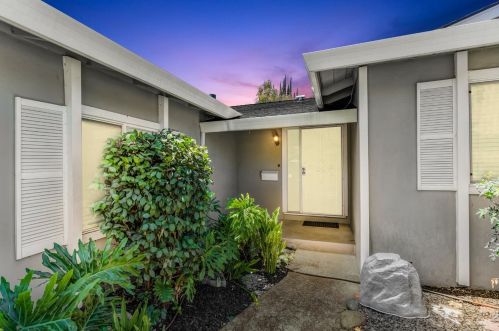 5321 Valonia St, Fair Oaks, CA 95628-3815