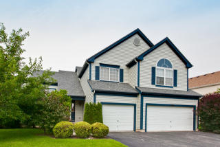 7986 Dada Dr, Gurnee, IL 60031-5179